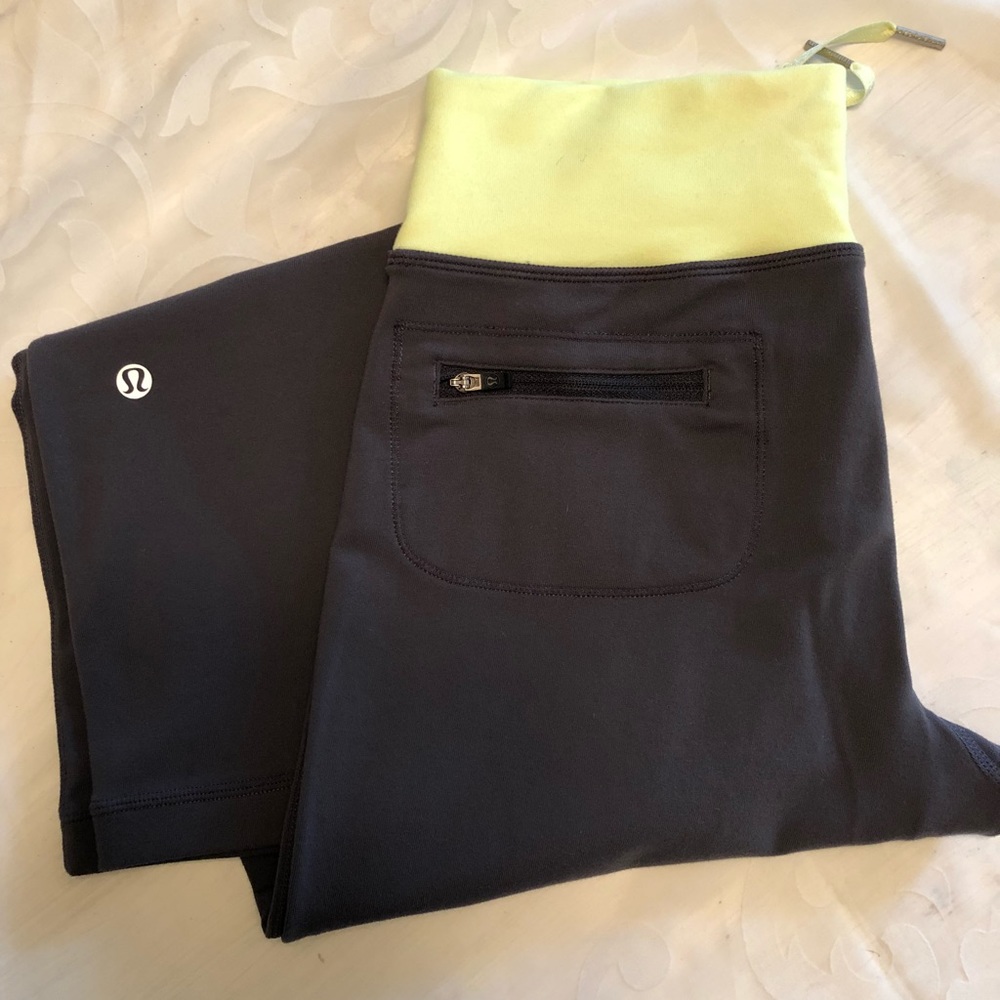 NWOT Lululemon Wide Leg Capris Sz 4 High waist